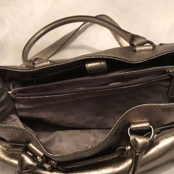Metallic Micheal Kors Bag - Picture 3 of 7